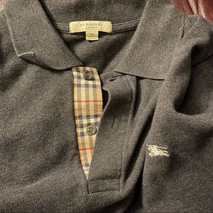 Burberry size  XL